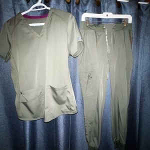 MedCouture Scrub Set